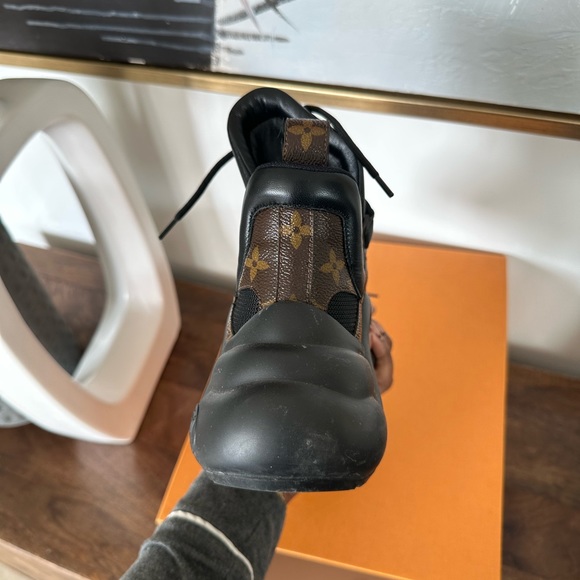 Louis Vuitton Archlight Sneaker - Picture 8 of 16